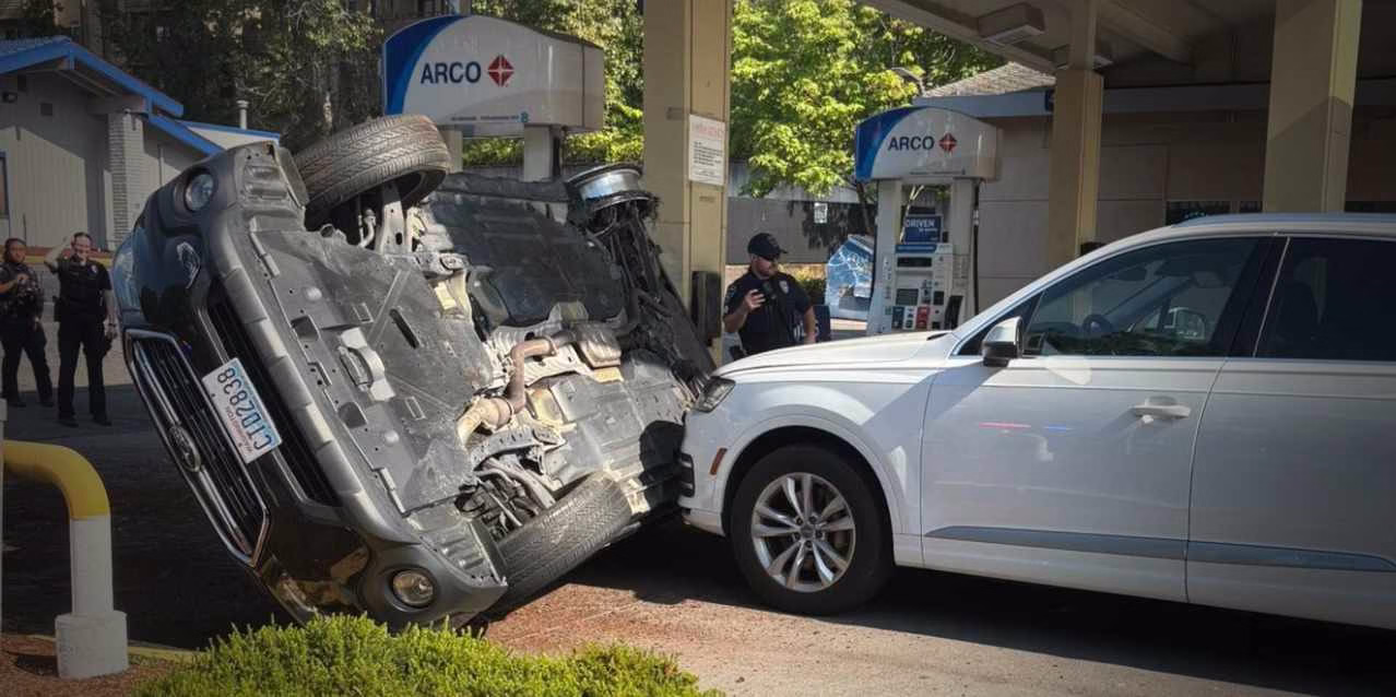 Tukwila Police help stop stolen vehicle after chase from Des Moines
