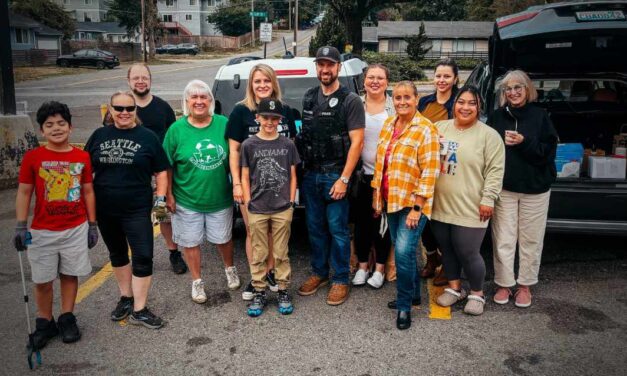 Over 30 bags of trash removed in Tukwila Police community cleanup
