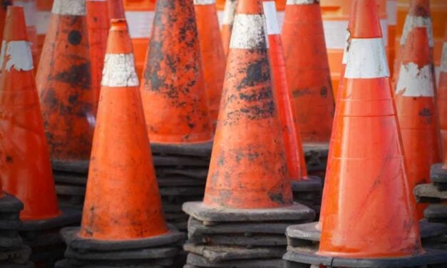 Eastbound SR 518 overnight lane closure planned Tuesday in Tukwila for maintenance